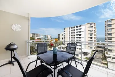 Image de Stylish beachside unit 3 min walk to beach