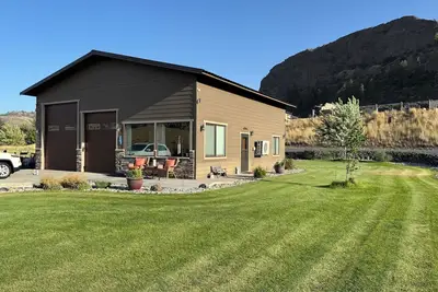 Image de Scenic Lake Roosevelt Hidden Gem – Minutes to Boat Launch!