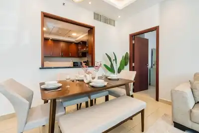 Image de New! Luxury Downtown Apt with Balcony Burj Khalifa view