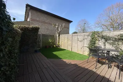 Image de 2 Bed House in Hampton