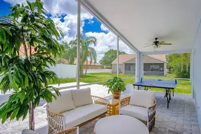 Image de Stunning 4 Br Paradise - NewRemodel-Full Amenities! Resort Size Pool!