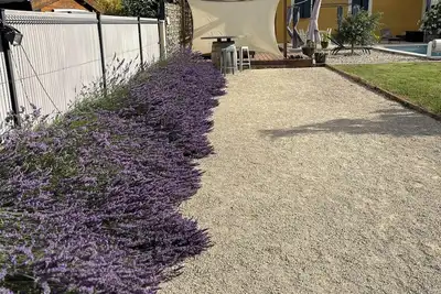 Image de villa au calme avec piscine situé dans l 'enclave des papes