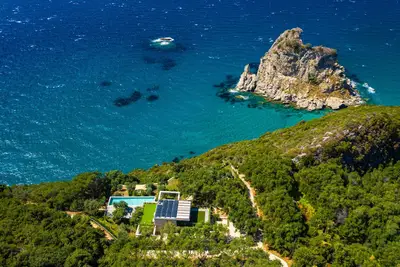 Image de Luxury Villa Olives In The Sea