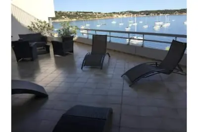 Image de Rare: Front de Mer Duplex T4 bandol avec terrasse 80m2