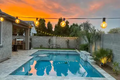 Image de Summer Paradise! 6 Led 4k Tv's w/Pool