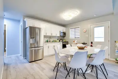 Image de 8 Mi to Tobyhanna State Park: Poconos Home!