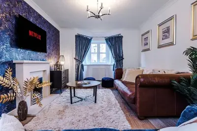 Image de Luxury detached home in Upton Grange