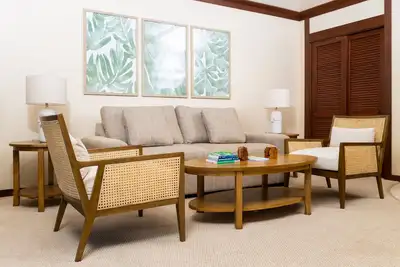 Image de Steps from Beach, Stunning View, A/C, Pool Access