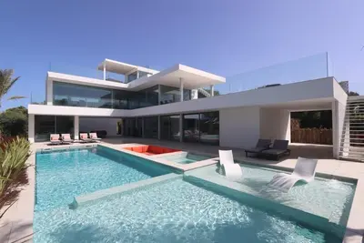 Casa Wahi hau Oli-Super luxury villa very close to the beach