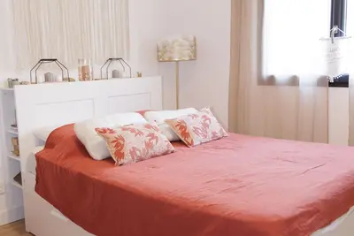 Image de Magnifique chambre dans villa de luxe avec jacuzzi