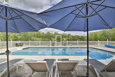 Image de Wildflower Lotus Farm a Luxurious 5bd Home w/ Pool, Firepit and more