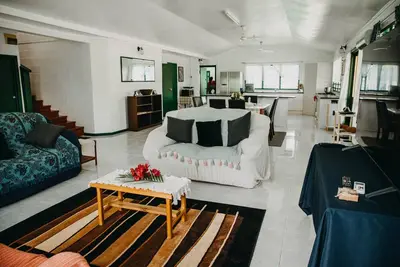 Image de Lupe Skincare - family sized air-conditioned home