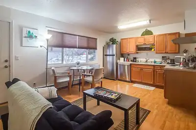 Image de Dashing One Bedrm Gem 💎 near Downtown➡️Car Rental