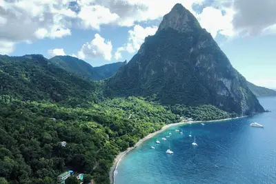 Image de Authentic St. Lucian Experience at Prestigious 2-bed Villa - Colibri Cottage