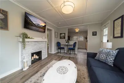 Image de Historic, Charming Gj Downtown tiny home- Best location!