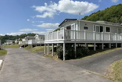 Image de Balmoral, family friendly, character holiday cottage in Pendine
