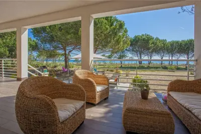 Image de Villa les pieds dans l'eau : gîte 3 épis