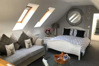 Image de Coquet Apartment - stroll to Castle and Hermitage