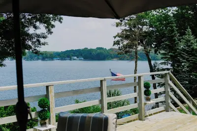 Image de Lake Front Rustic Suite Rental