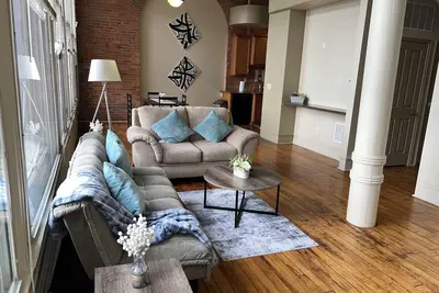 Image de Rochester Luxury Settings—5 min from Hospital/Business/Entertainment Places