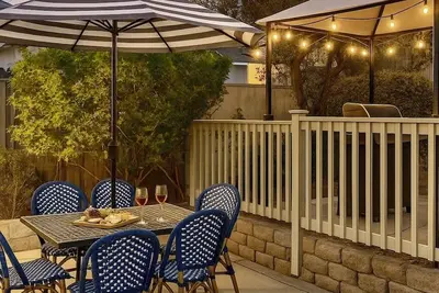 ★Chic Beach Shack steps to the Ocean! Pet-Friendly, Boogie Boards, Fire Pit