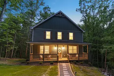 Image de Guests Rave! Modern Shenandoah Retreat | 4br w/ 2 King Suites | Free Pool Access