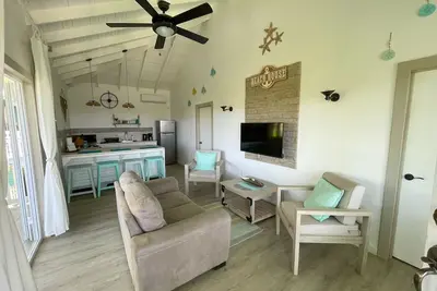 Encanto del Mar-La Perla-3 min from the West Bay beach