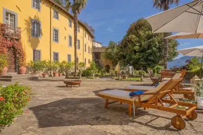Image de Villa Raffaelli original Tuscany villa from 1582