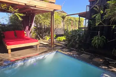 Image de Container House w/ Swimming Pool —Sea View -5 min from the beach!