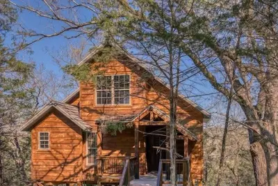 Image de Stay in the Tree House! One of a Kind Experience!