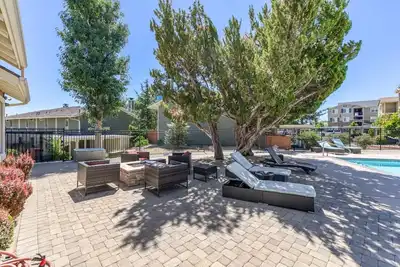 Image de Beautiful Townhome Near Virginia Lake and The Peppermill