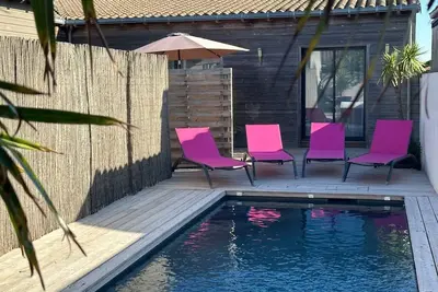 Image de Maison de l'océan piscine chauffée 100m des plages 2 chambres