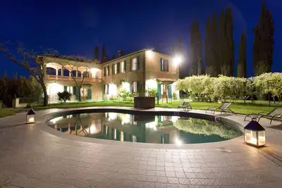 Image de Panoramique Villa Larniano avec piscine privé