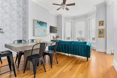 Image de Historic Somerville Cambridge 1 Bed, Inman Square