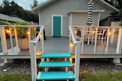 Image de Historic 2 Bed 1 Bath Bungalow in Seminole Heights