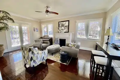 Image de Georgetown Bed&Breakfast: Kaleidoscope Room Sleeps 2. King bed or 2 twin beds.