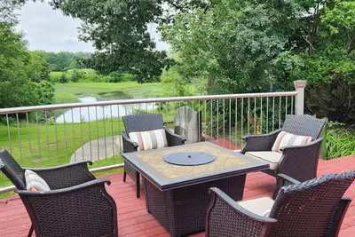 Beautiful, single story ranch. Next to city park with ocean view!
