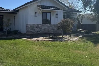 Image de Farmhouse acre casita minutes from city amenities