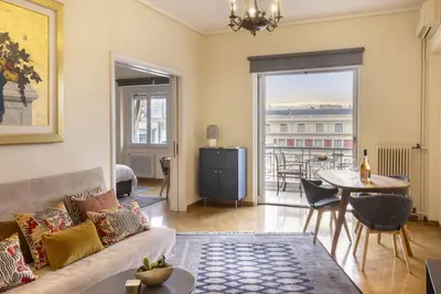 Image de Valaoritou 6os - Rare, eclectic, luxurious 1 Br in