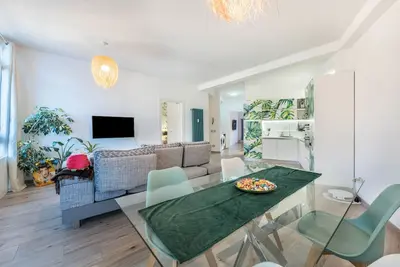 Image de Appartement 'Center Salo' avec Wi-Fi et climatisation