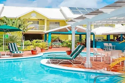 Image de For The Whole Family! Close to Smugglers Cove Beach, Outdoor Pool, Kitchen