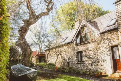 Image de Sunny Retreat Cottage, Newport. Sleeps a total of 8. Pet-Friendly