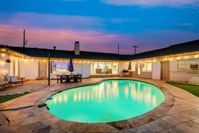 Image de Luxury 4 Bedroom Villa with Pool