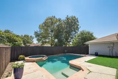 Image de Suburban 3 Br Home, Pool, Fast Wi-Fi, One Level