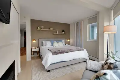 Image de King Bed Apartment w/ Pool, Sauna, Gym, & Free Parking ❤ The Urban Oasis