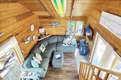 Image de Cozy 2bd Deck 2 Condo--A/C, Private Deck w/Wooded View, Close to Everything