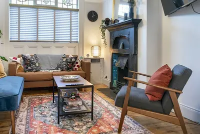 Image de Pass the Keys | Exquisite 3 Floor Townhouse Perfect Location