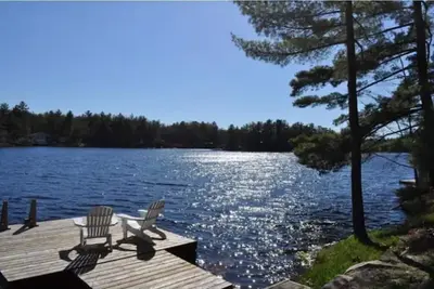 Image de Waterfront cottage @ Muskoka Pines kayaks/ fireplace /bbq/firepit