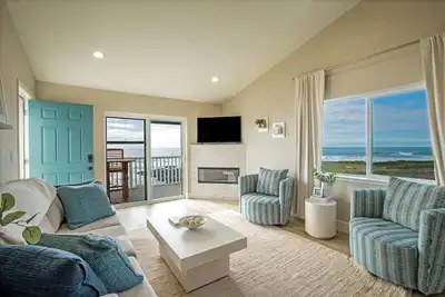 Image de Deluxe Suite | Full Kitchen | Jacuzzi | Rm 8