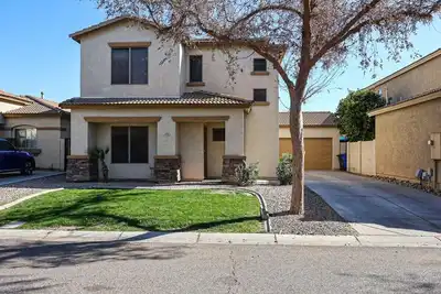 Image de Charming Chandler 2-Story Home - 3br